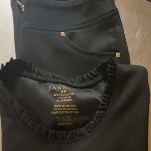 Jaanuu black and gold super soft scrub set. XS